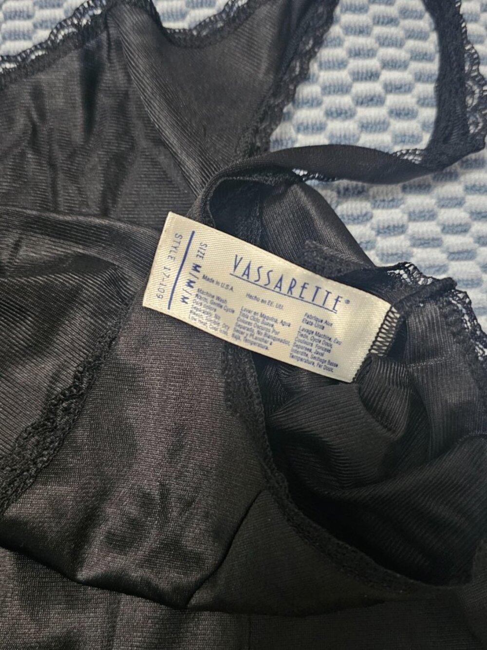 Vintage Vassarette Y2K Black Silky Knit Camisole Top Lace Trim Cami Size Medium - Picture 4 of 4